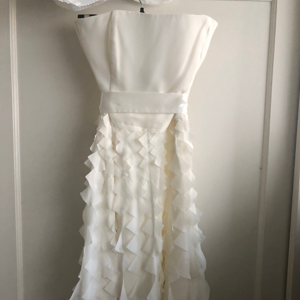 White strapless dress